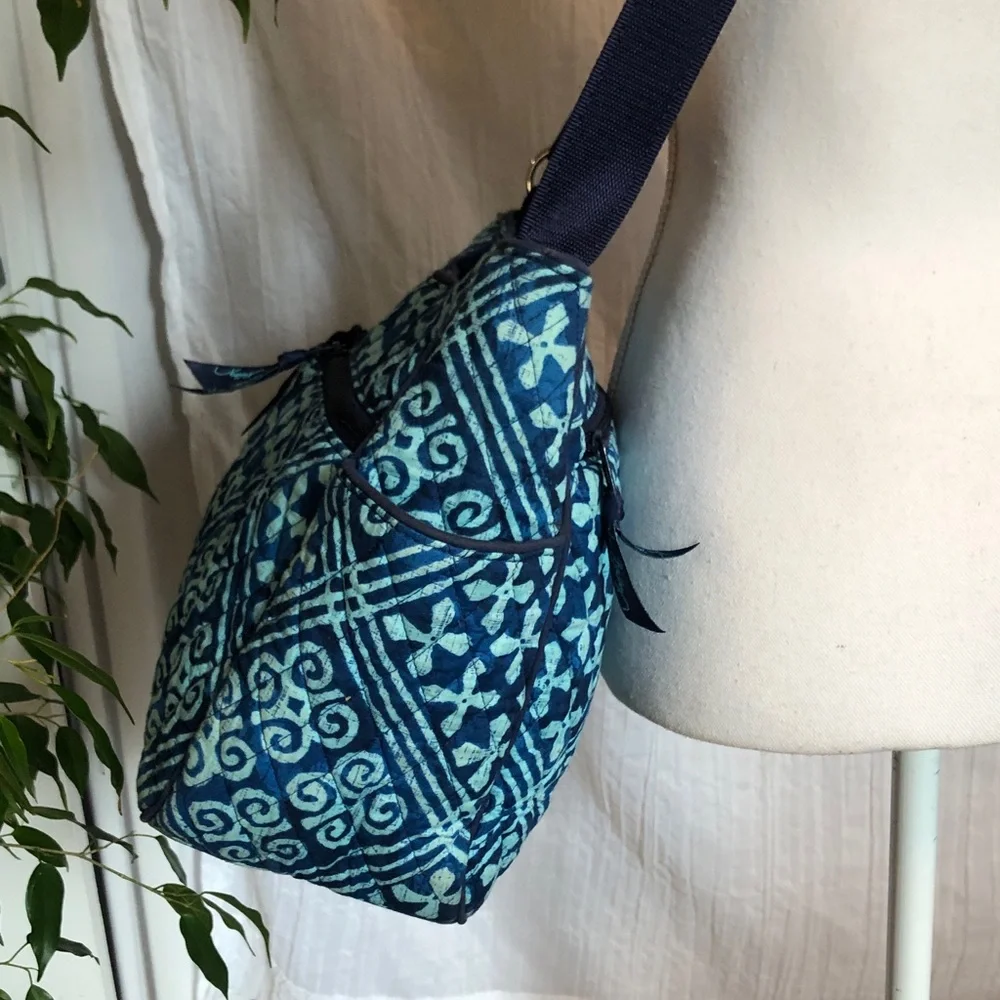 VERA BRADLEY Cuban Tiles large crossbody bag tote purse w/ adjustable strap